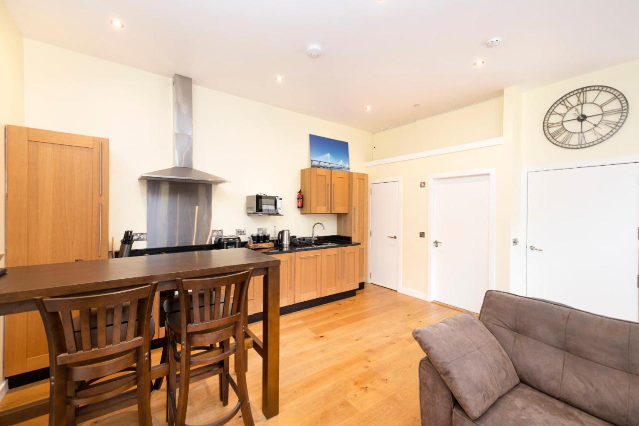 Ferienwohnung Joivy 1 Bed Flat In Old Town, Next To St Giles Cathedral EDI Exterior foto